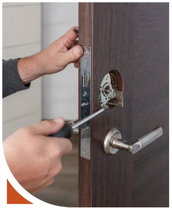 Ремонт замка с прокруткой личинки в Городце от 2531 р. | Разлок-Грд